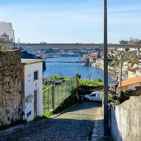 House With Exclusive Terrace In A Private *