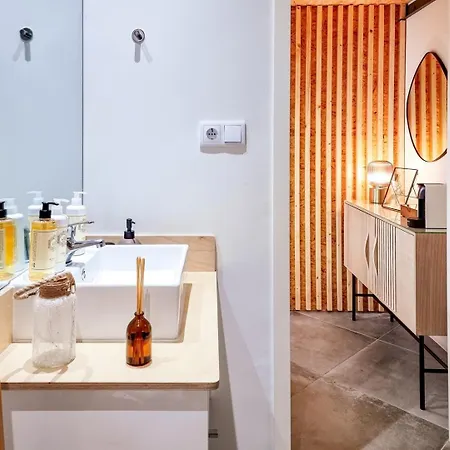 House With Exclusive Terrace In A Private 3*