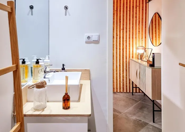 House With Exclusive Terrace In A Private *