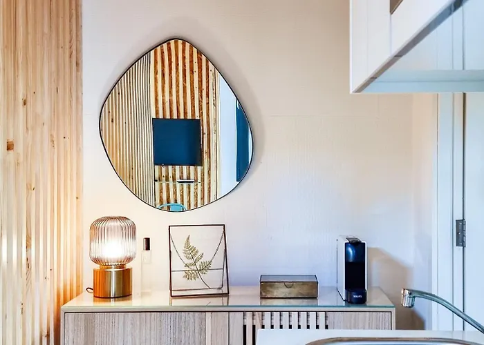 House With Exclusive Terrace In A Private Oporto