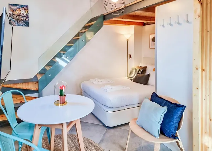 House With Exclusive Terrace In A Private Semesterbostad Oporto