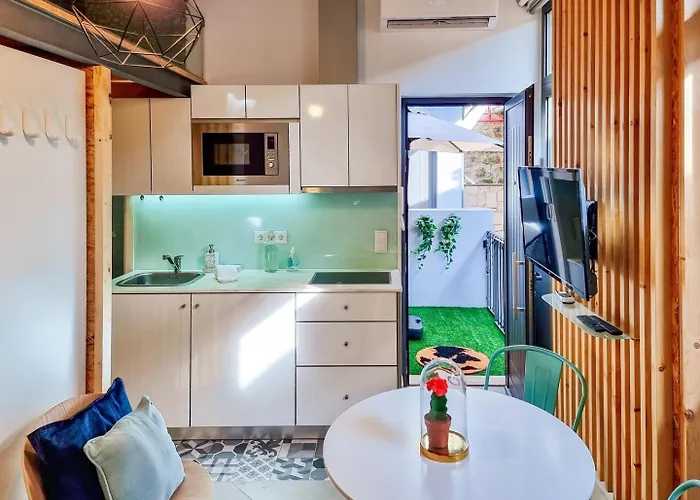 House With Exclusive Terrace In A Private Semesterbostad